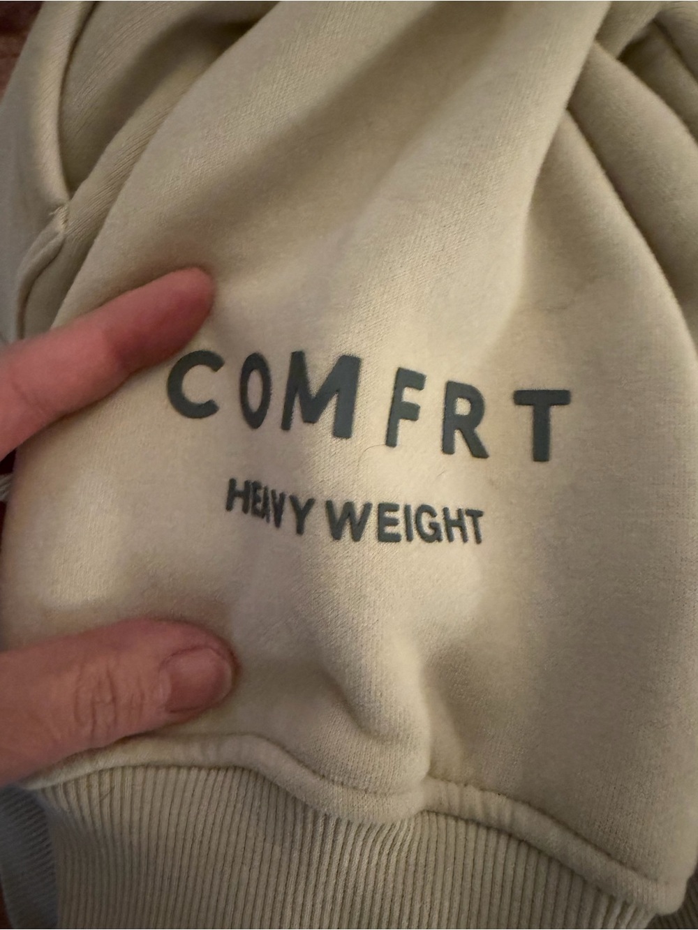 Comfrt Beige Crewneck Sweatshirt - XL
And Matching pants.